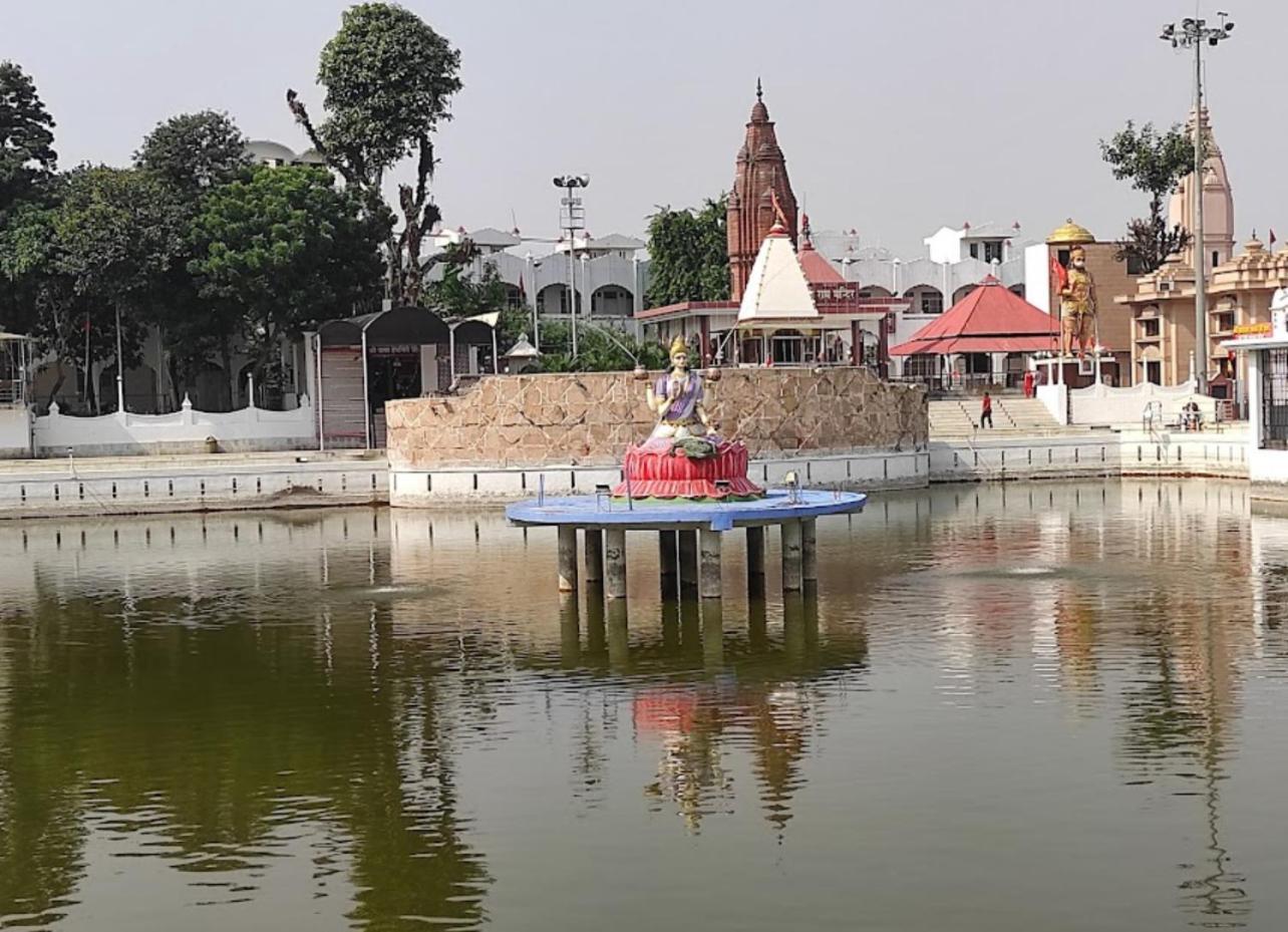 Raja Guest House -- Jalandhar Railway Station -- For Family, Couples, Travellers 외부 사진
